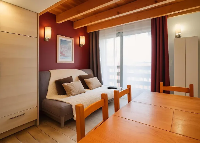 Joli Duplex 6 Pers 2 Alpes - 100m Pistes Et Commerces